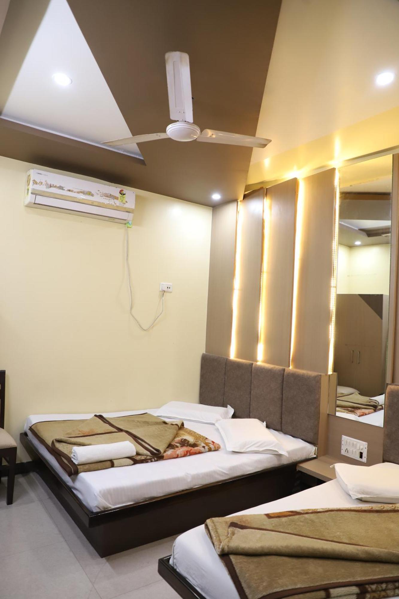 Hotel Mittal Inn Аджмер Экстерьер фото