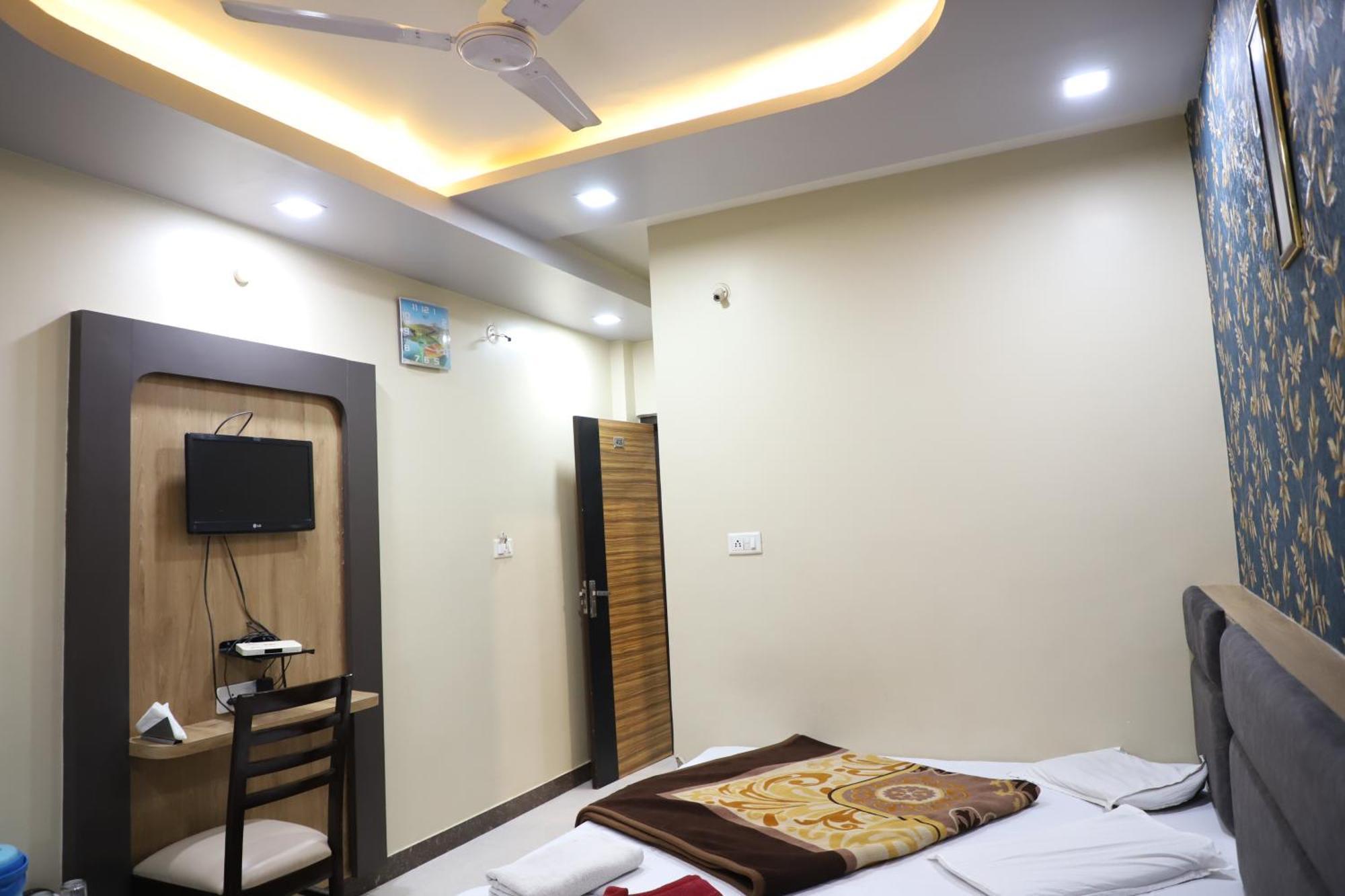 Hotel Mittal Inn Аджмер Экстерьер фото