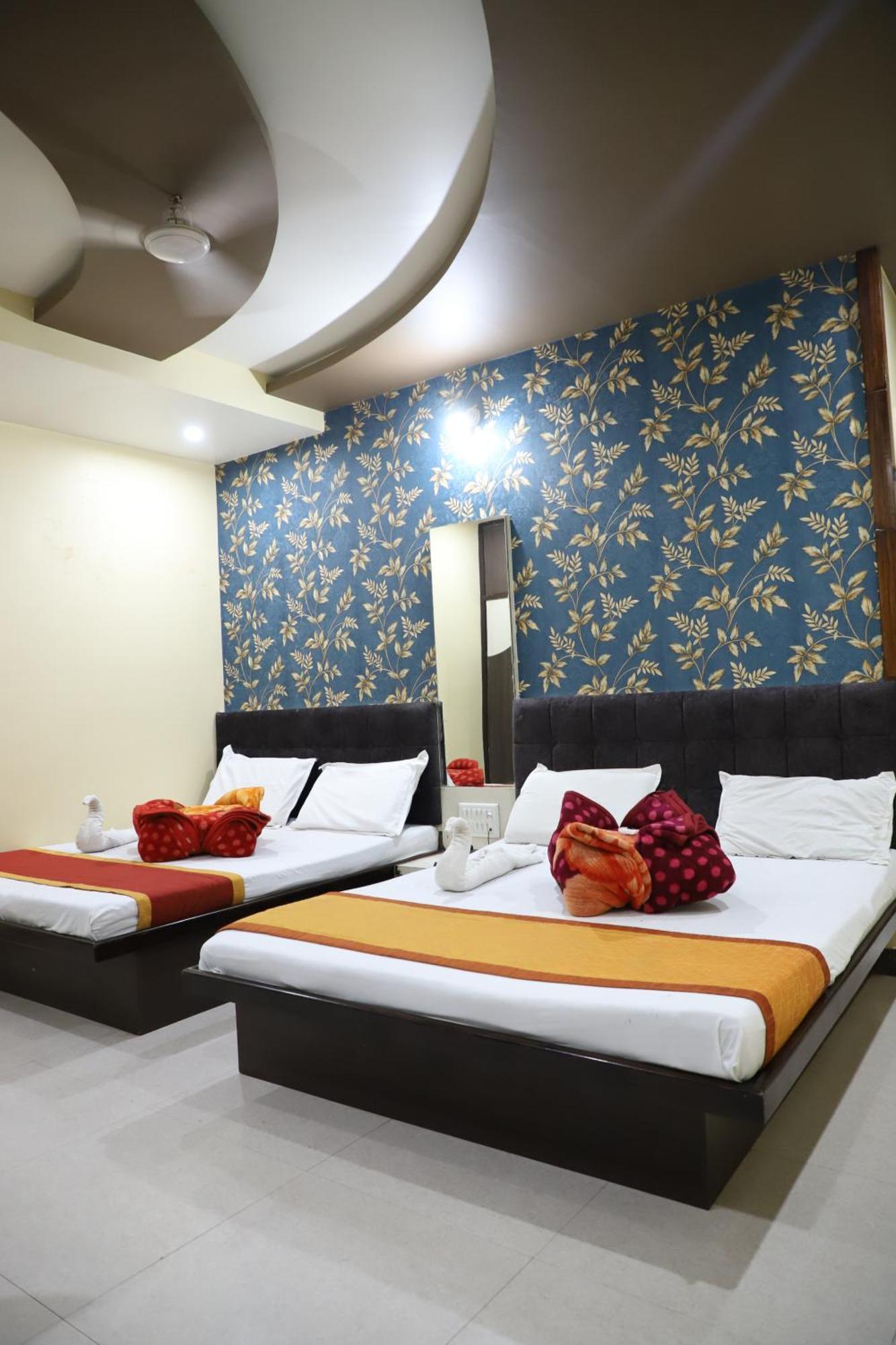 Hotel Mittal Inn Аджмер Экстерьер фото
