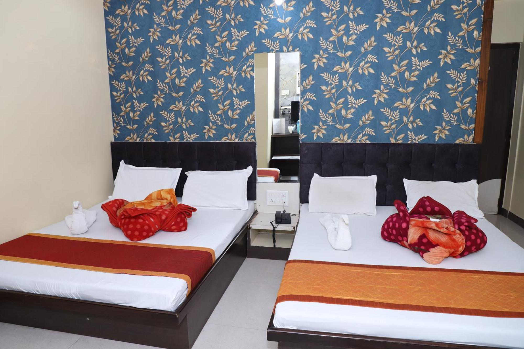 Hotel Mittal Inn Аджмер Экстерьер фото