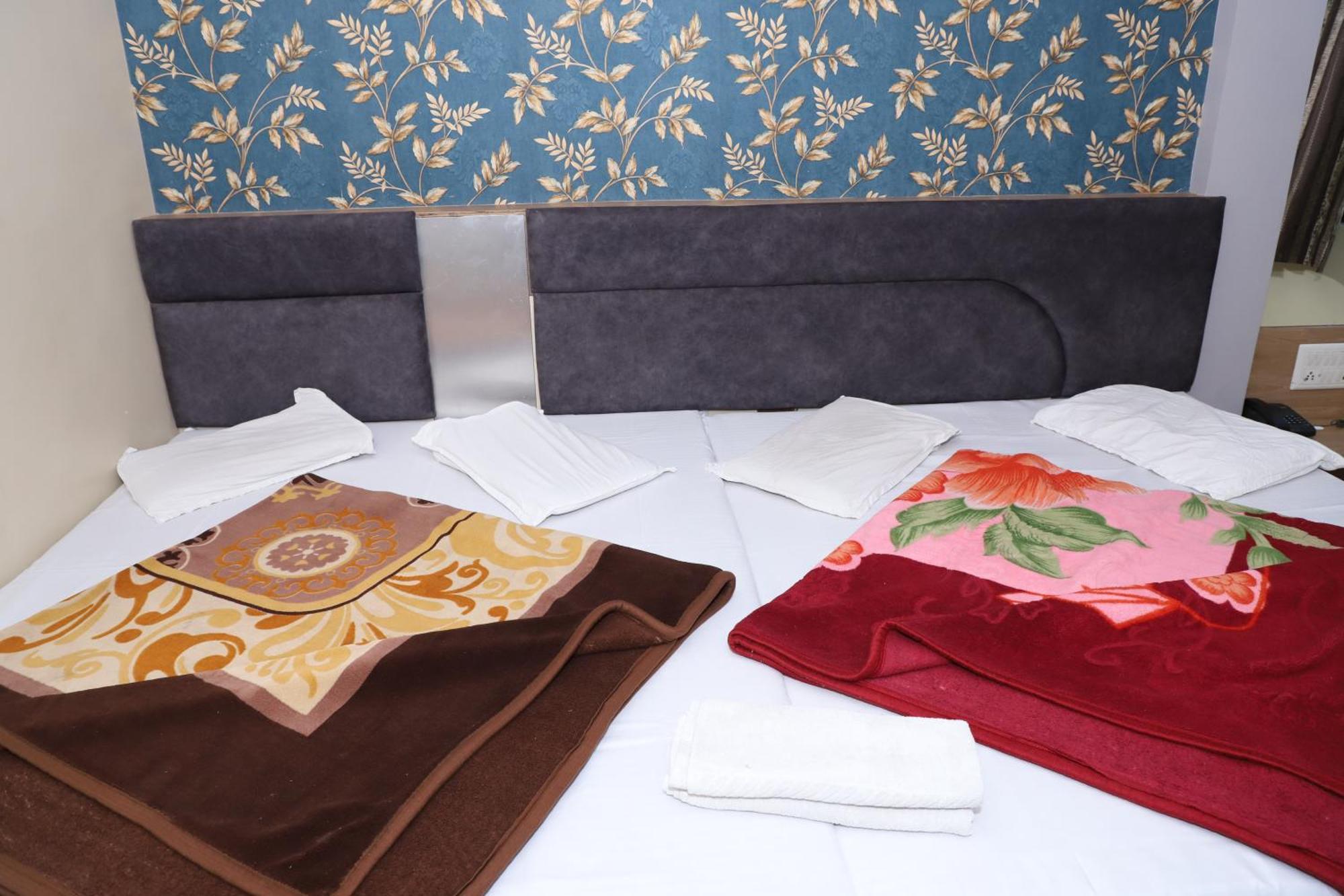 Hotel Mittal Inn Аджмер Экстерьер фото